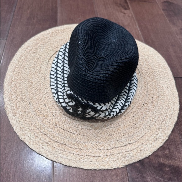 Women’s hat main image 7